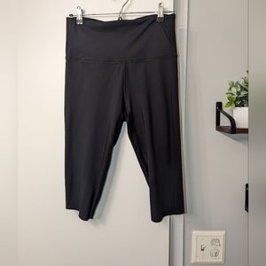 Black capri Active Leggings